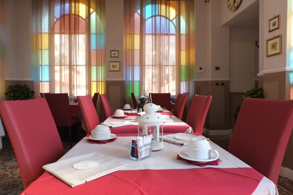 Michelangelo B&B Varenna Eksteriør bilde